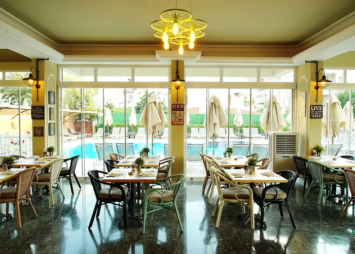 Apart-hotel Blue Palace 3*