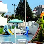 Апарт-отель Blue Palace 3*