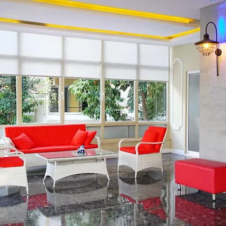 Blue Palace Apartmanhotel 3*