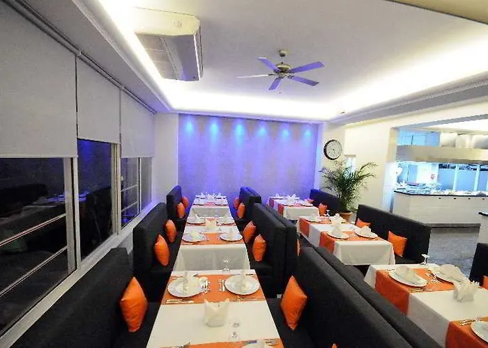 Aparthotel Blue Palace 3*