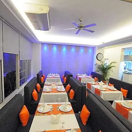 蓝色宫殿公寓式酒店 公寓式酒店