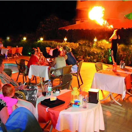 Aparthotel Blue Palace 3*