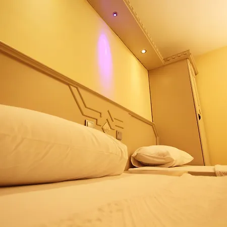 Blue Palace マルマリス